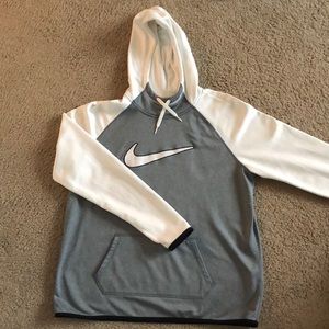 Nike Therma-fit Sweatshirt